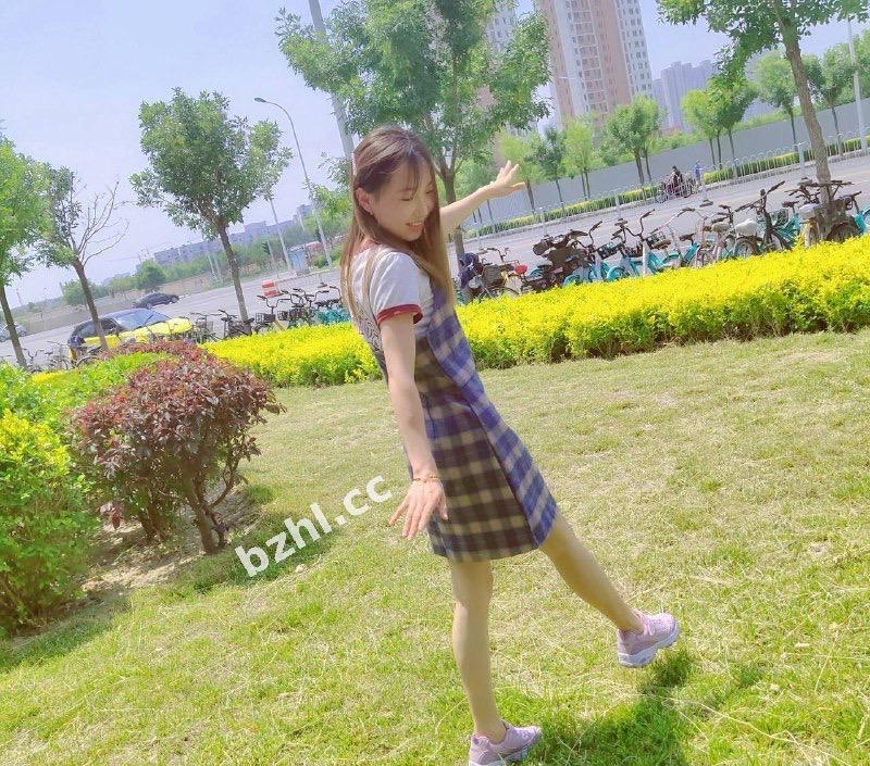 d87ed5e1c6f74cd6bc6bceeb5c8fb59c.jpg